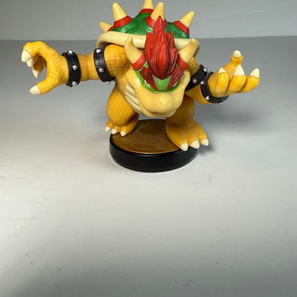 Nintendo Other - Nintendo Amibo Bowser Super Smash Bros Figure
